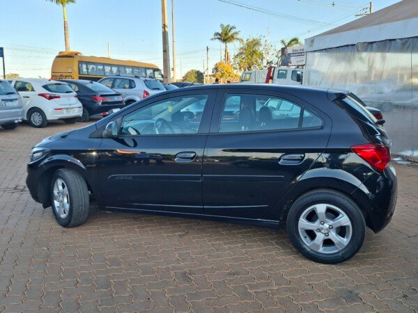 Chevrolet Onix Hatch LT 1.4 2019 — foto 7
