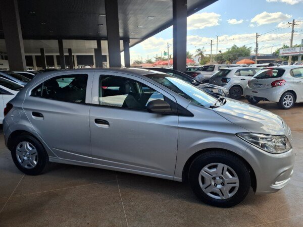 Chevrolet Onix Joy 1.0 2018 — foto 4