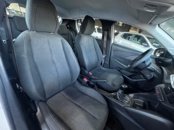 Peugeot 208 Like 1.0 2024 — foto 22