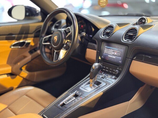 Porsche 718 Boxster 2.0 2019 — foto 8