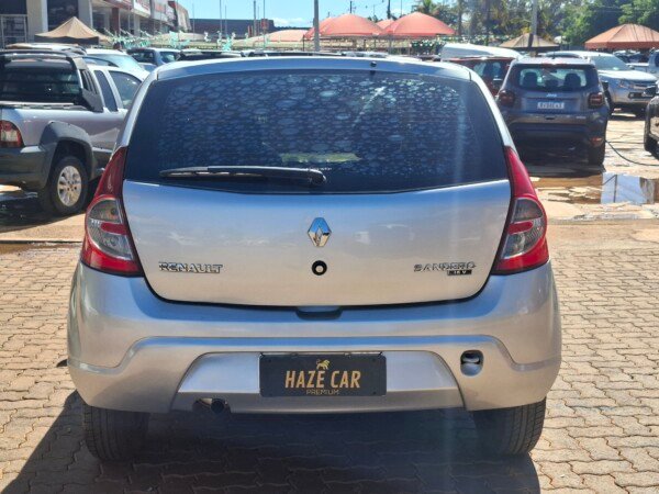 Renault Sandero 1.0 Expression 2011 — foto 6
