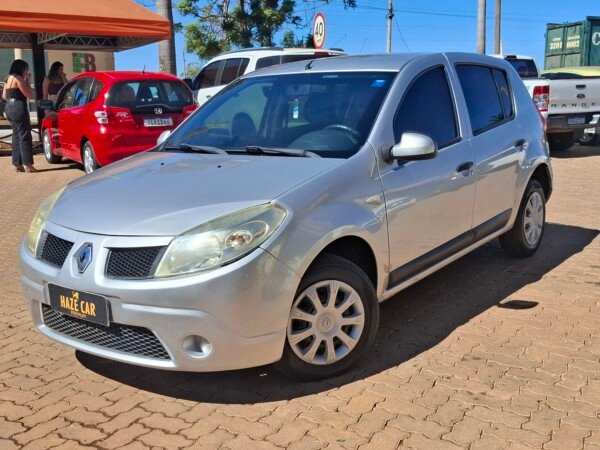 Renault Sandero 1.0 Expression 2011 — foto 9