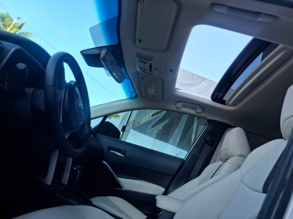 Toyota Corolla Cross XRX Hybrid 2026 — foto 9