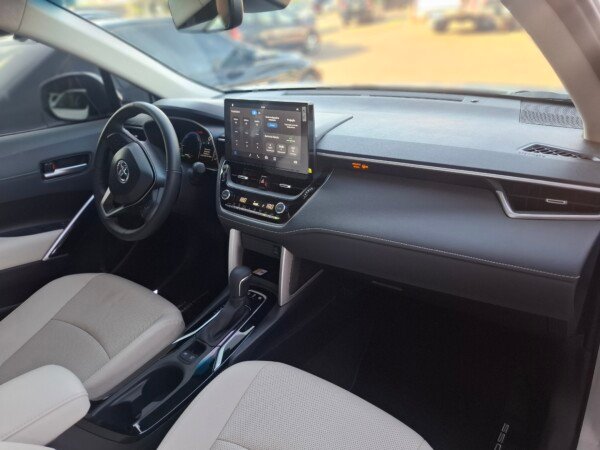 Toyota Corolla Cross XRX Hybrid 2026 — foto 11